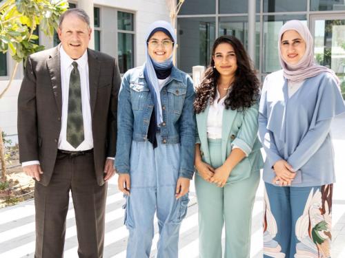 AUBH Continues to Grant Scholarships